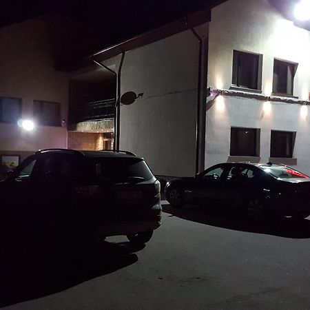 Hotel Gutland Wysokie Mazowieckie Exterior foto